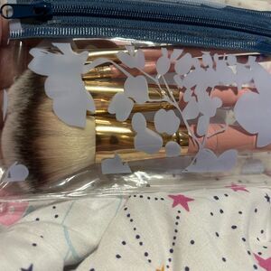 NWT Belk 4-Piece Makeup Brush Set with Clear Pouch